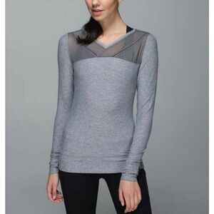 Lulelemon Just Breathe long sleeve top / Heather Slate Gray Size 8